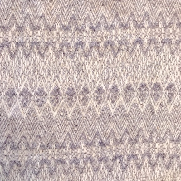 Artilana Mexican Wool Cape Shawl Poncho One Size Grey Creamy Beige Button Up - Picture 8 of 10